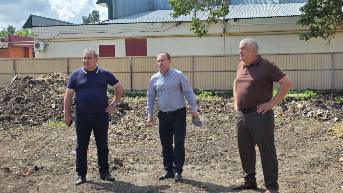 Глава Теучежского района продолжает рабочие объезды